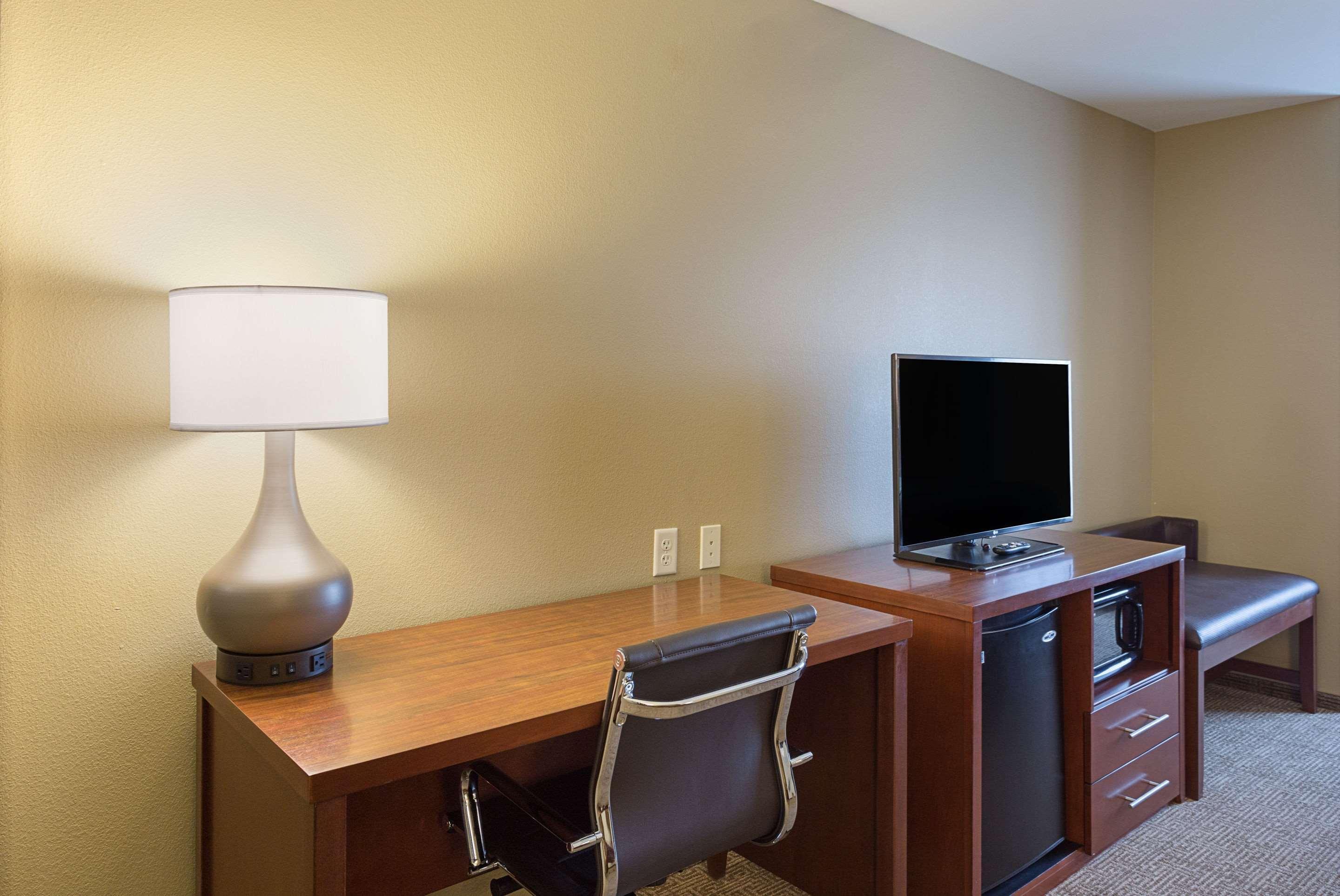 Comfort Inn & Suites Zachary Екстериор снимка