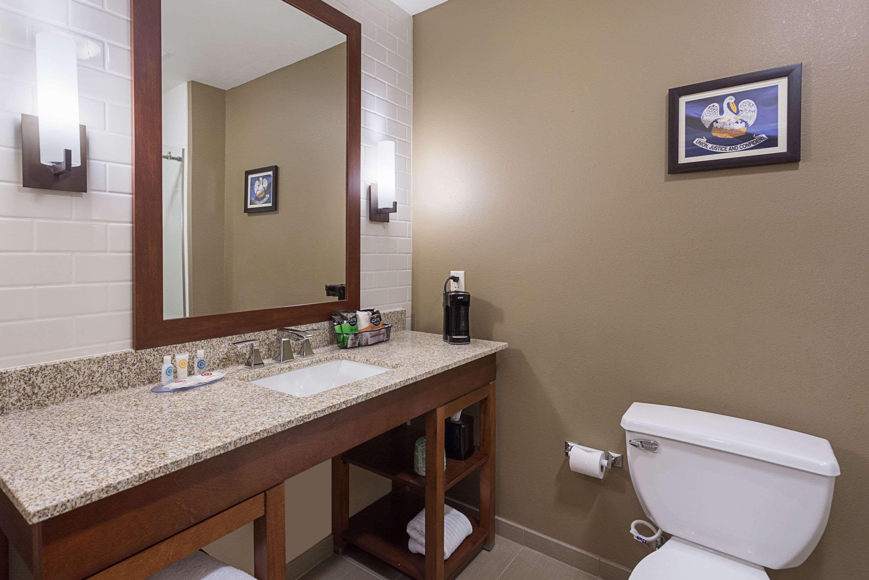 Comfort Inn & Suites Zachary Екстериор снимка