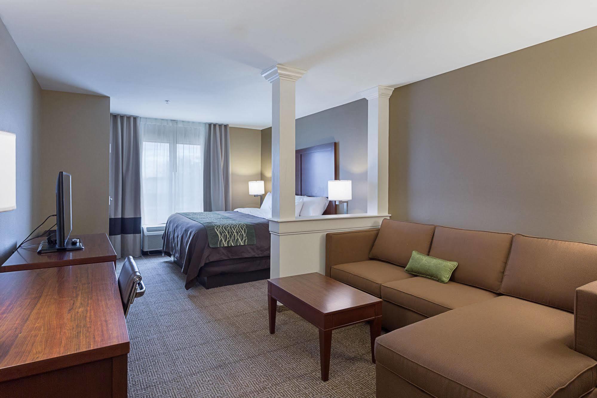 Comfort Inn & Suites Zachary Екстериор снимка